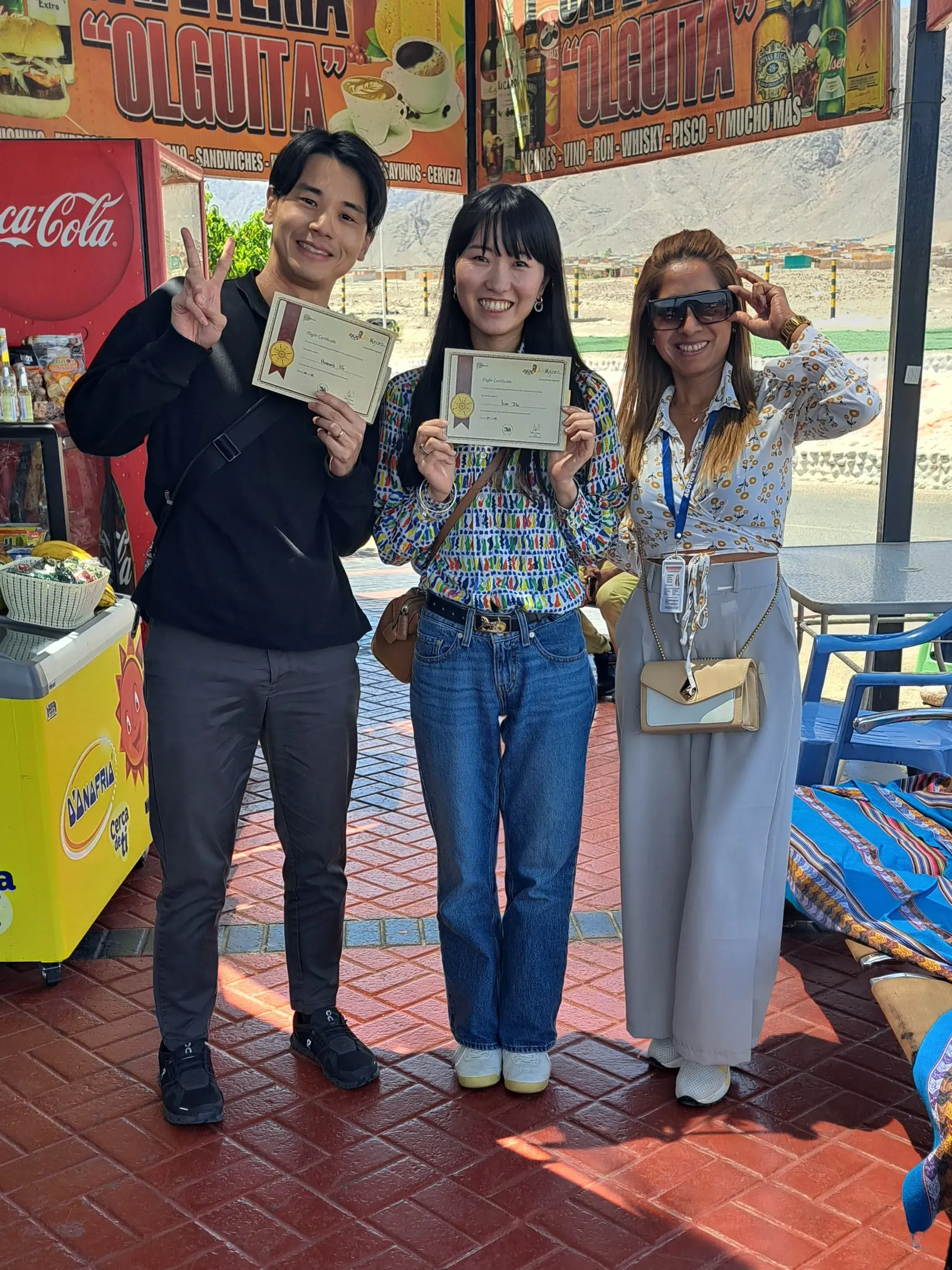 Fundadora de GMBTours con turistas